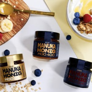 ANUK Manuka-Honig Premium-Set enthält jeweils ein Glas MGO250, MGO400 & MGO800